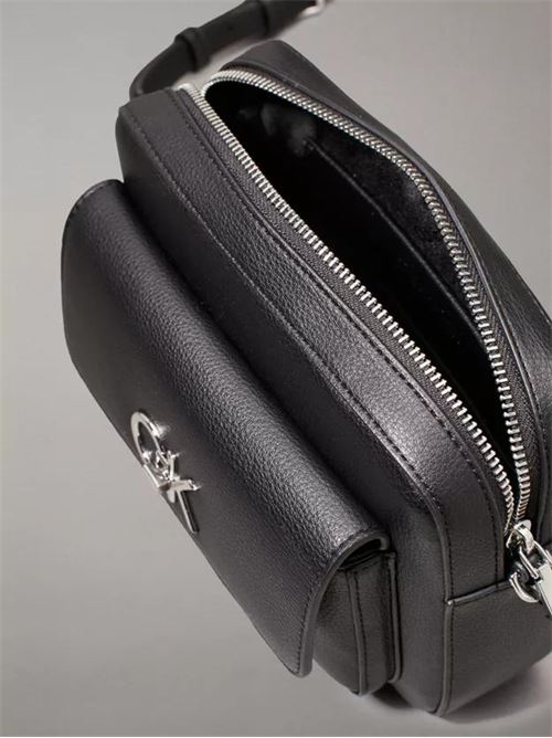 RE-LOCK CAMERA BAG W/FLAP_PBL CALVIN KLEIN | K60K612538/BEH